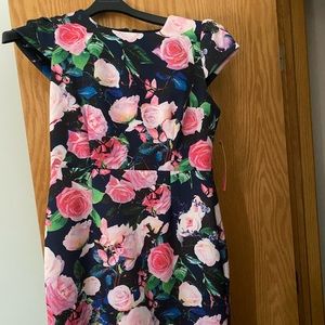 Beautiful floral Betsy Johnson dress.